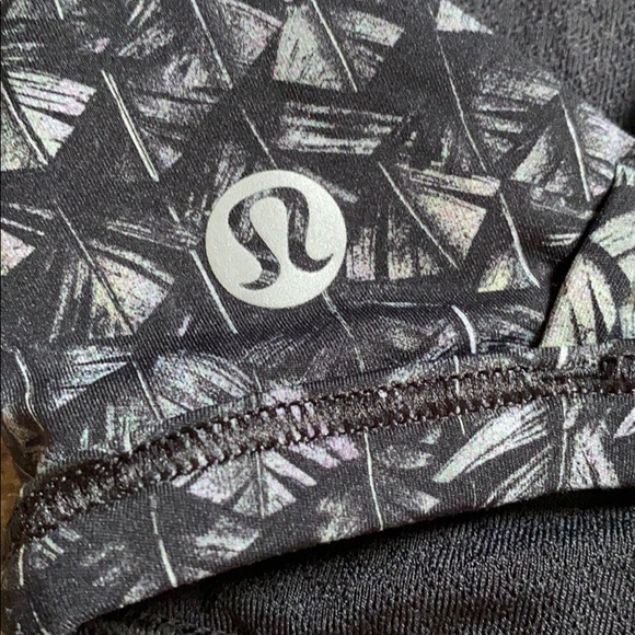 Lululemon free to be zen bra - Picture 4 of 5